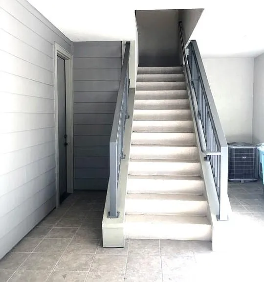 3704 Feather Ln — Photo 3