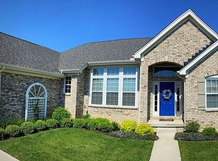 1641 Weeping Willow Ct, Bellbrook, OH 45305
