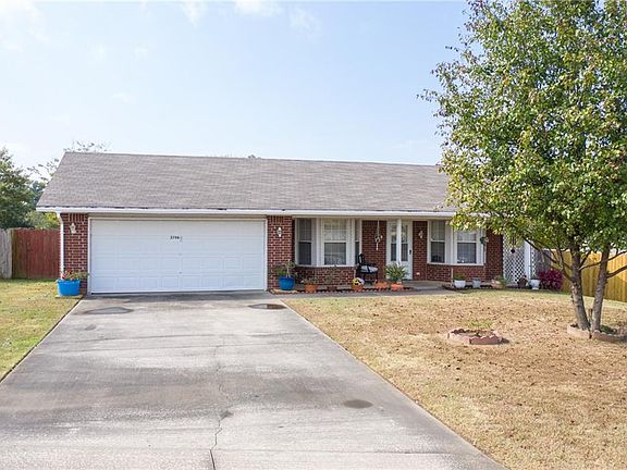 2nd image of 3706 Tara Ln