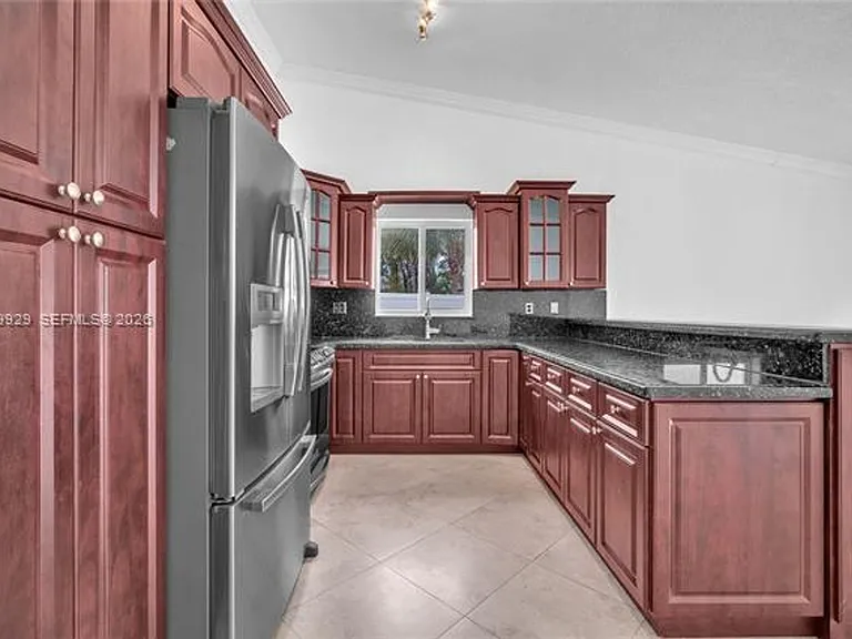 15715 SW 76th Ter — Photo 13