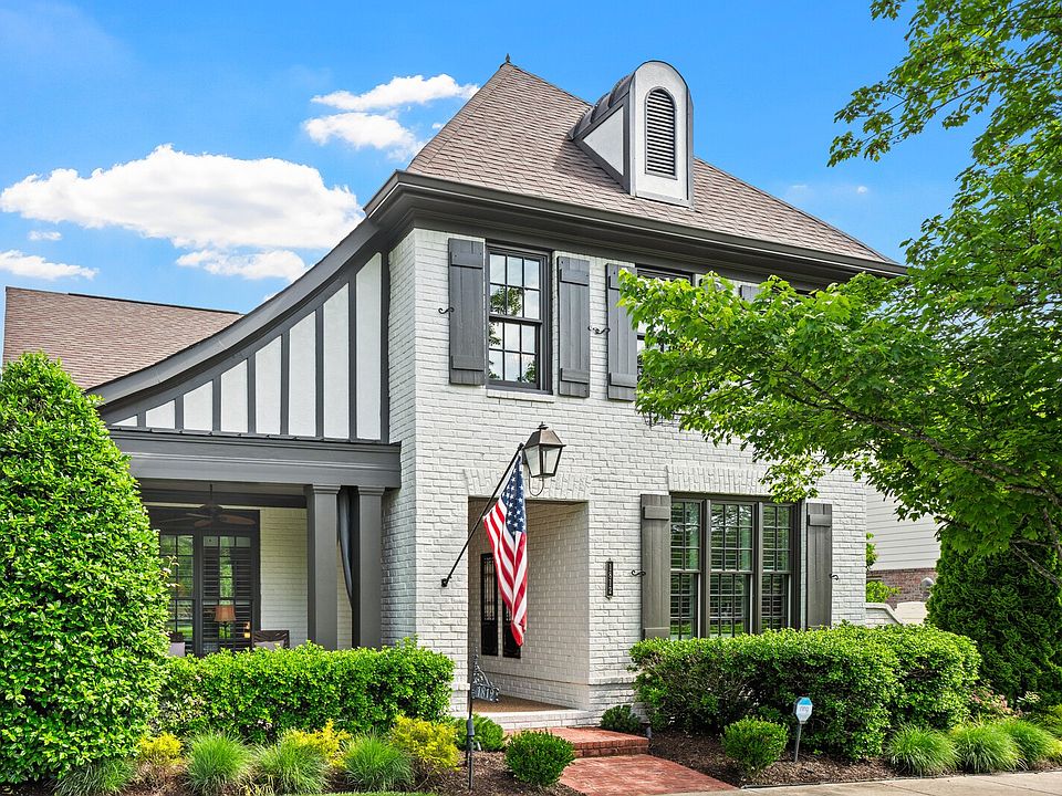 1st image of 1812 Thorn Brook Ln