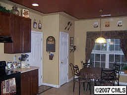 Kitchen/ breakfast area