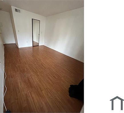 4th image of 294 Tradewinds Dr