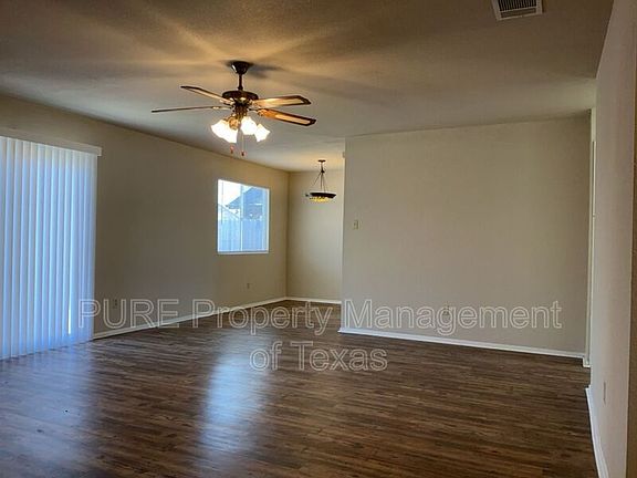 3rd image of 1906 Bradmore Dr