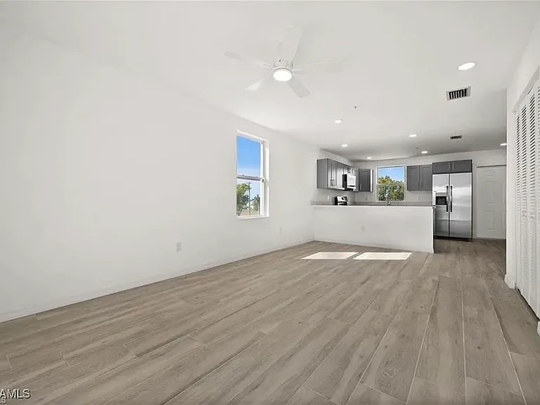 3815 Chiquita Blvd S #201 — Photo 8