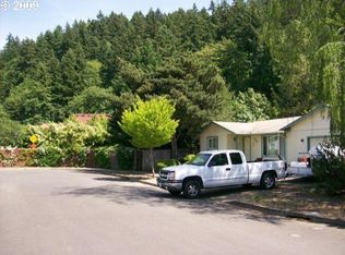 407 S 57th Pl, Springfield, OR 97478