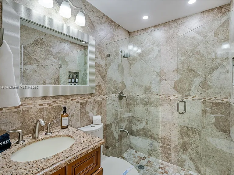 14517 SW 98th Ter — Photo 27