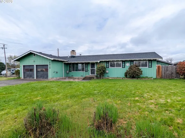 1612 NW Wanell St, Roseburg, OR 97471