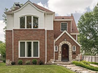 43 Enfield Rd, Saint Louis, MO 63132