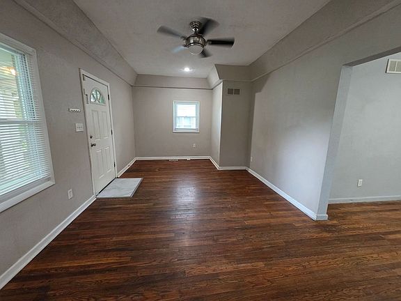 3rd image of 4237 E 62nd St