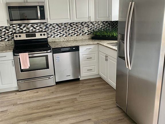 4th image of 980 Canal View Blvd APT C4