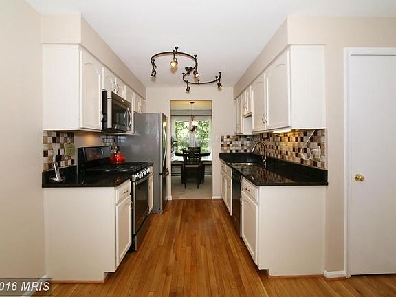 3rd image of 3710 Mount Airey Ln