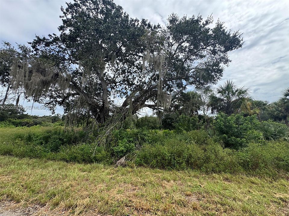 1st image of 621 Trumpet Dr