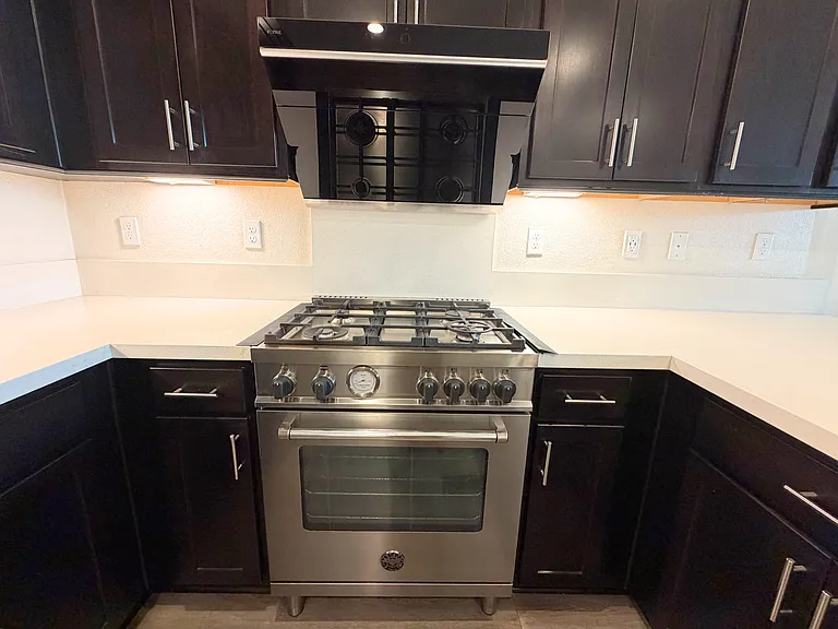 1460 Civic Center Dr #3 — Photo 9