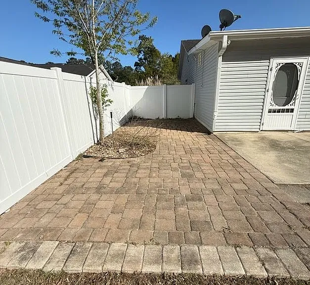 1132 Lancelot Ln — Photo 31
