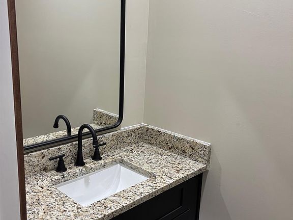 4th image of 504 Greene Rd #7740