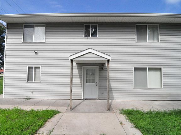 2nd image of 2218 Orchard St #2