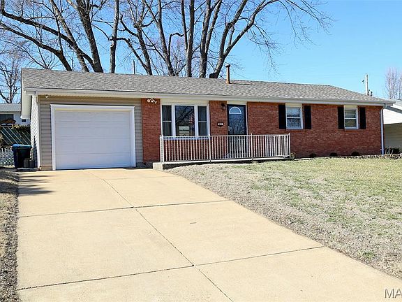 2nd image of 625 Nancy Dr