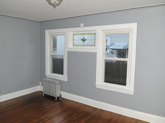 2nd image of 99 Maplewood Ave #2