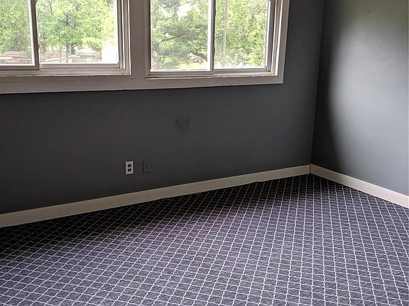 3rd image of 8500 Frost Ave