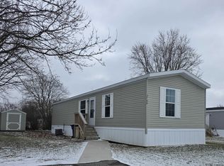 3 Bed 2 Bath Single Section plan