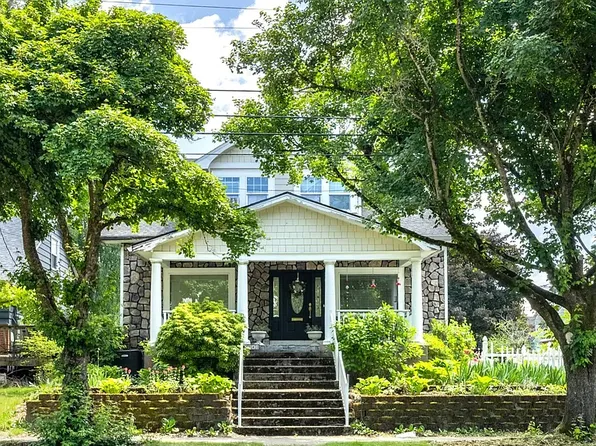 2240 SE 20th Ave #A, Portland, OR 97214
