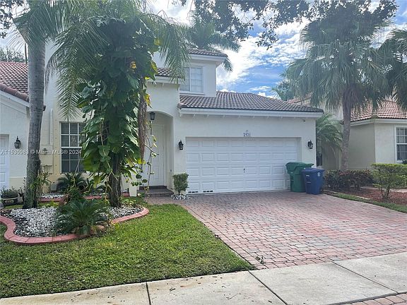 2nd image of 2521 SW 187th Ave
