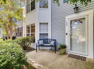 123 Presidential Blvd, Oswego, IL 60543