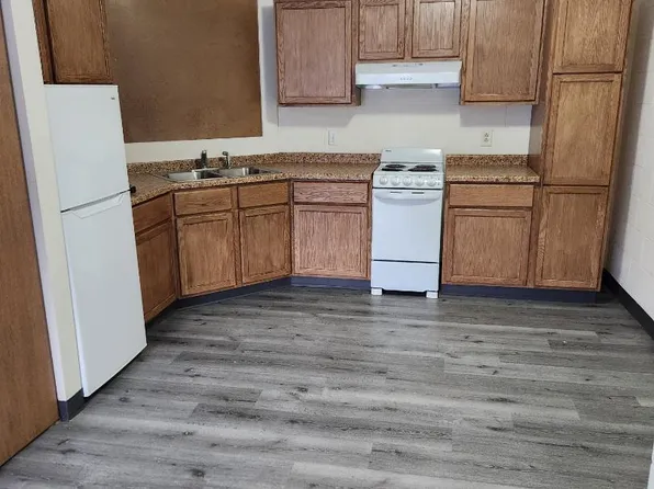 314 W South St, Rice Lake, WI
