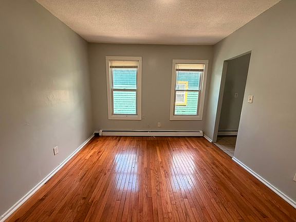 3rd image of 141 County Street A2a #2A