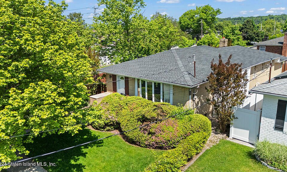 159 Wolverine St, Staten Island, NY 10306 Zillow