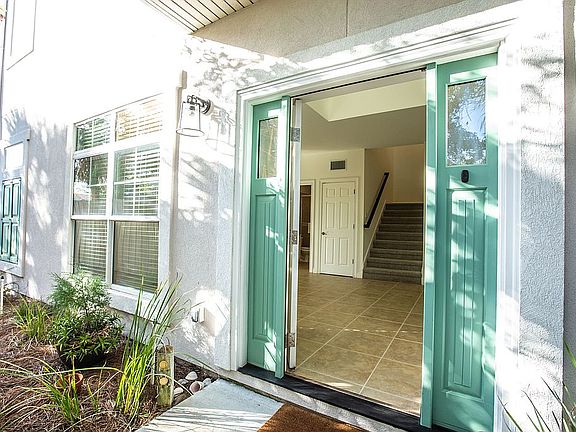 5th image of 657 N Fletcher Ave