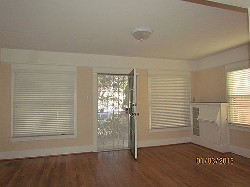4th image of 3839 Herbert St