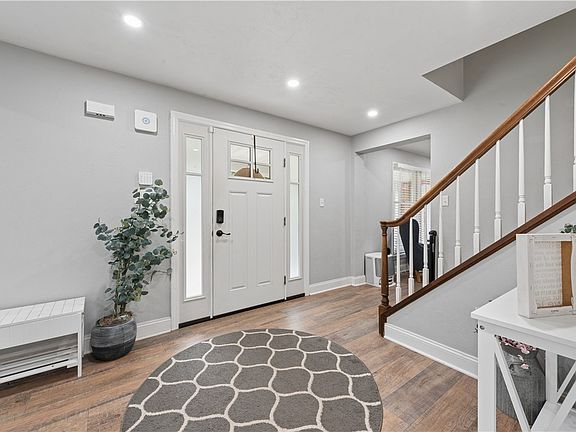 4th image of 4019 Mayflower Ct