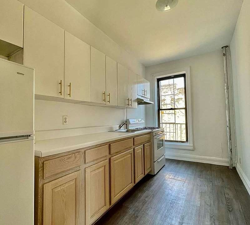 1st image of 1039 Bedford Ave #C1