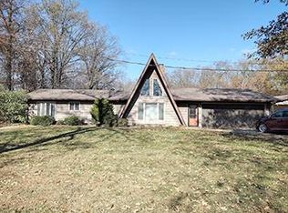 202 County Road 2500 N, Mill Shoals, IL 62862