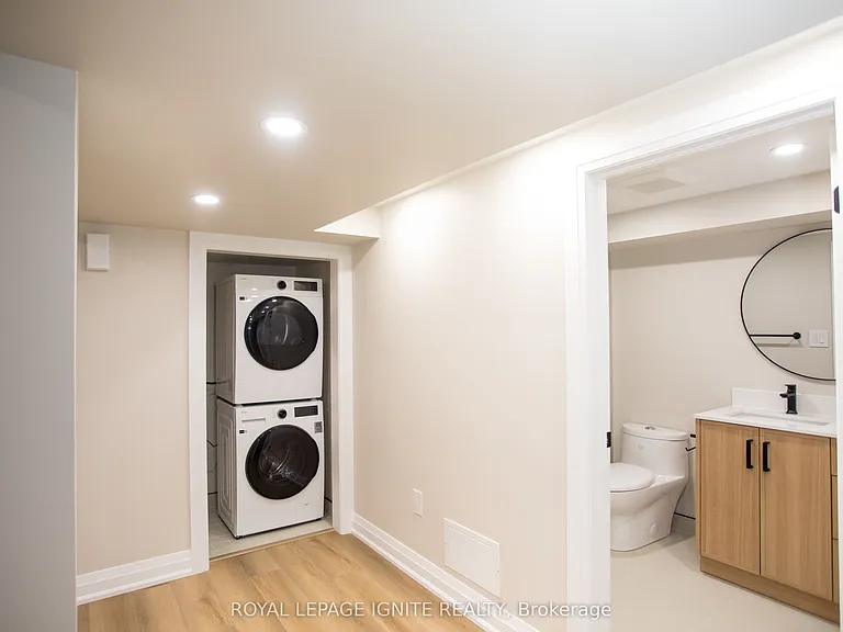 38 Parent Ave #BASEMENT — Photo 15