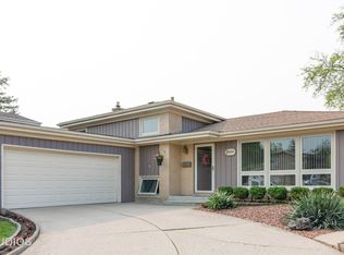 6609 Maple St, Morton Grove, IL 60053