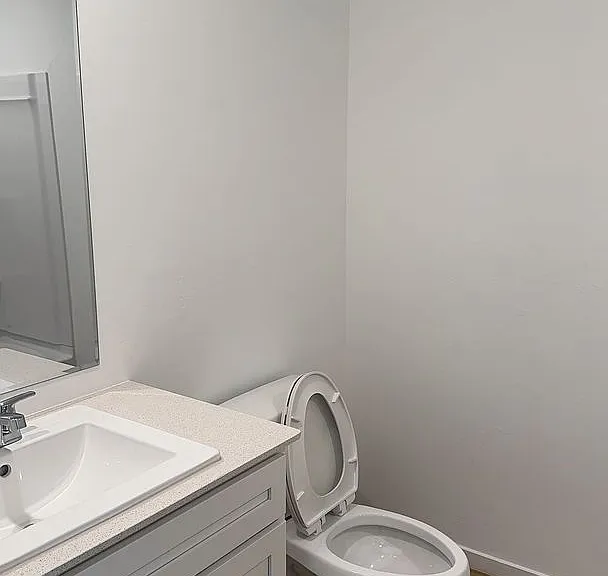 1925 Honey Locust Dr — Photo 14