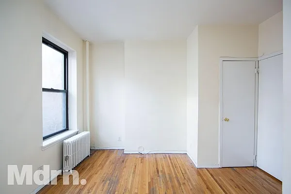 Rented by Mdrn Residential | media 11