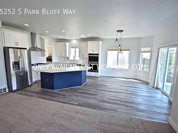 5th image of 15252 S Park Bluff Way