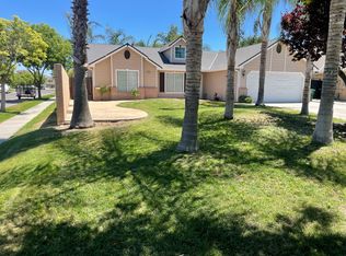 740 S Koleen Ave, Kerman, CA 93630
