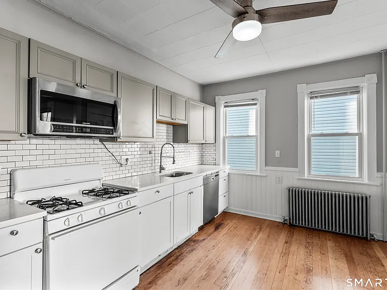 394 Gregory St #2 — Photo 4