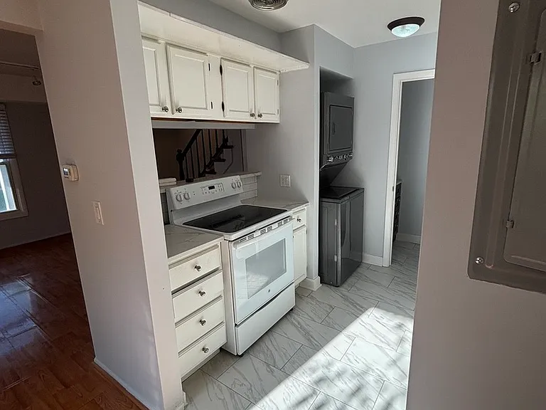 1184 E Candlenut Ln #1184 — Photo 3