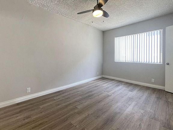5th image of 425 S Catalina St #34