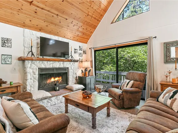 841 Cottage Grove Rd, Lake Arrowhead, CA 92352