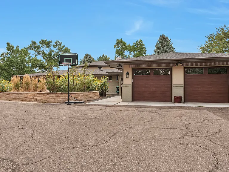 4487 W Berry Ave — Photo 7