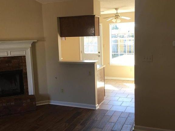 5th image of 2925 Churchwell Dr