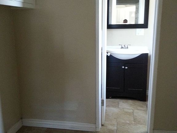 4th image of 518 Richbrook Dr