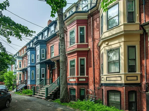 7 Lamson Pl #1, Cambridge, MA 02139